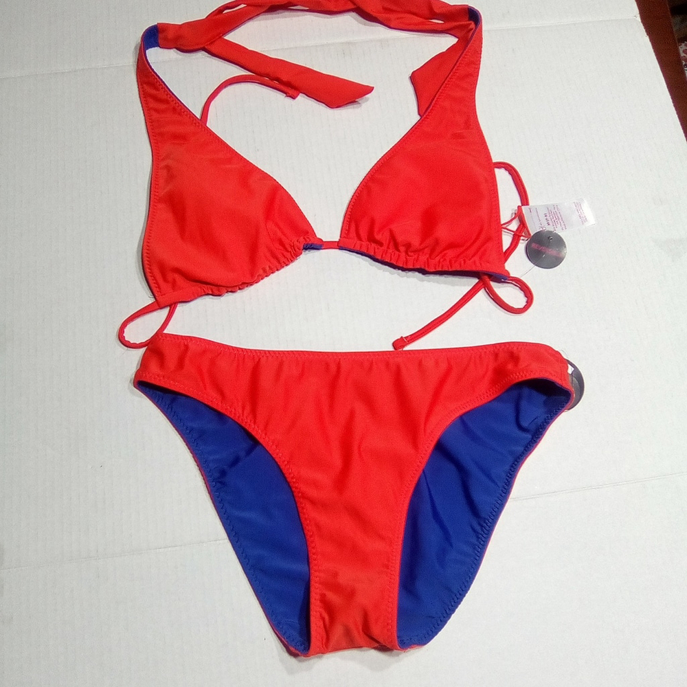 NO BOUNDARIES swimwear women 2 piece suit SIZE MEDIUM (7-9) REVERSIBLE - Picture 4 of 9